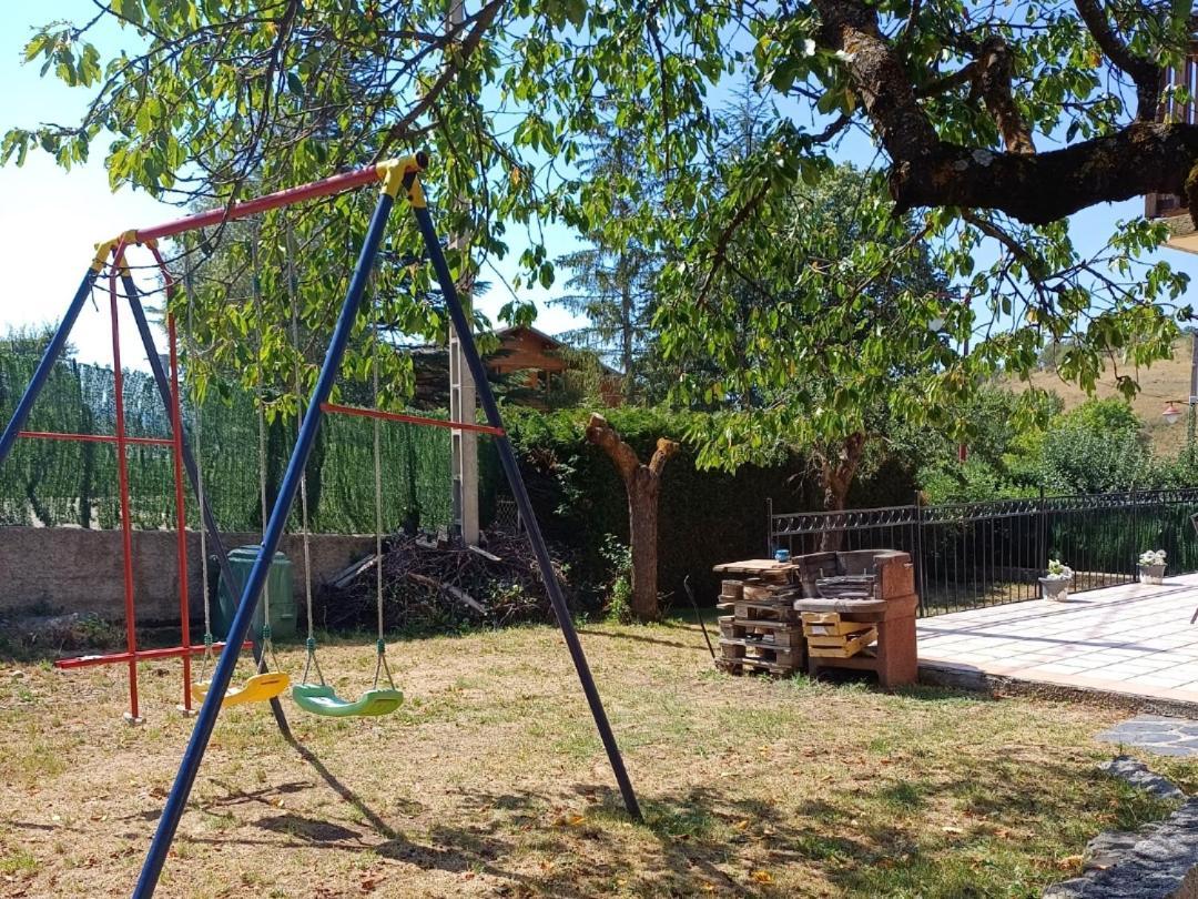 Maison De Vacances Au Coeur De La Cerdagne Angoustrine Екстериор снимка